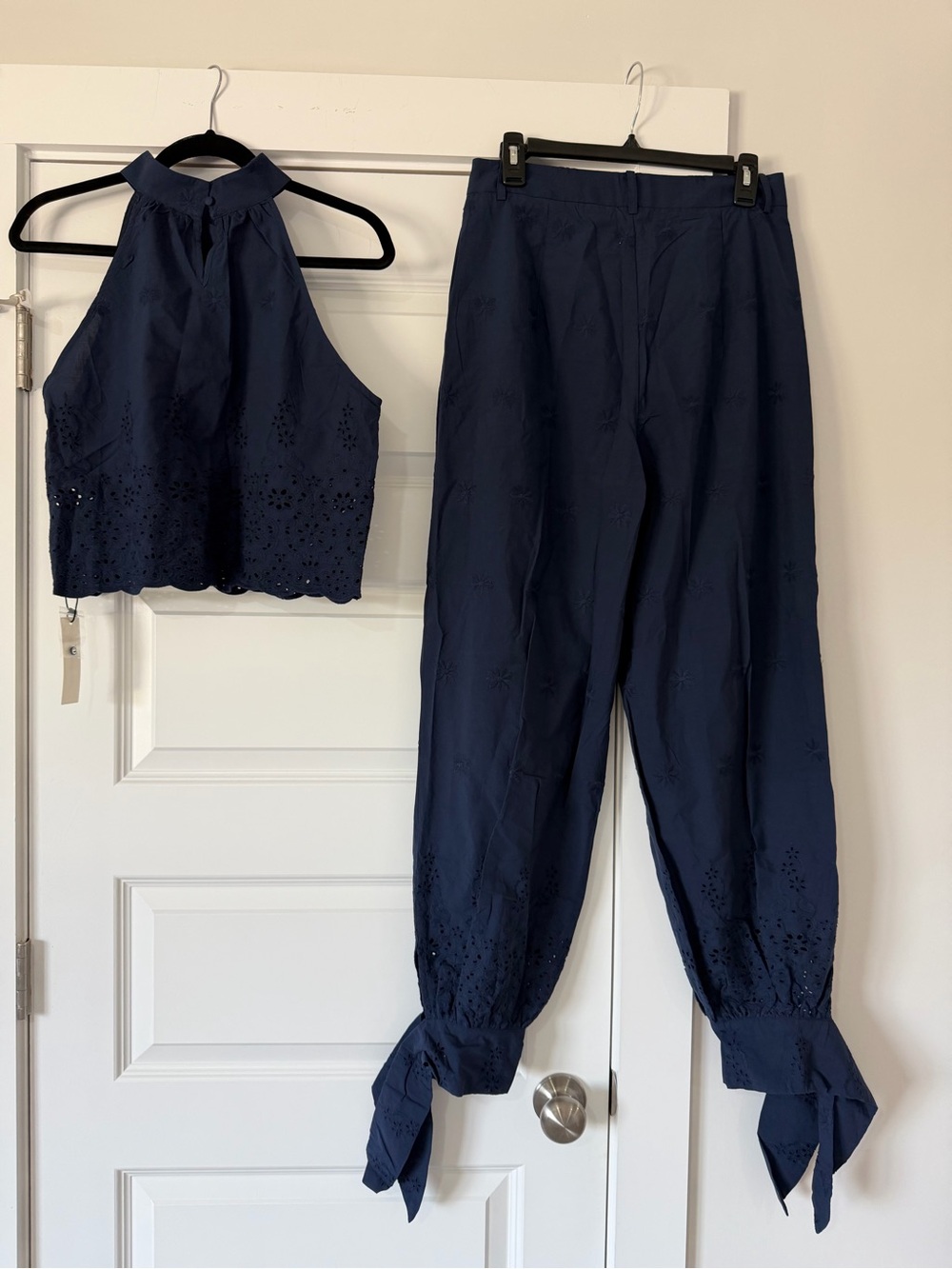 Commense Navy Eyelet Tie Hem Wide Leg Pants And Top set - Picture 7 of 9